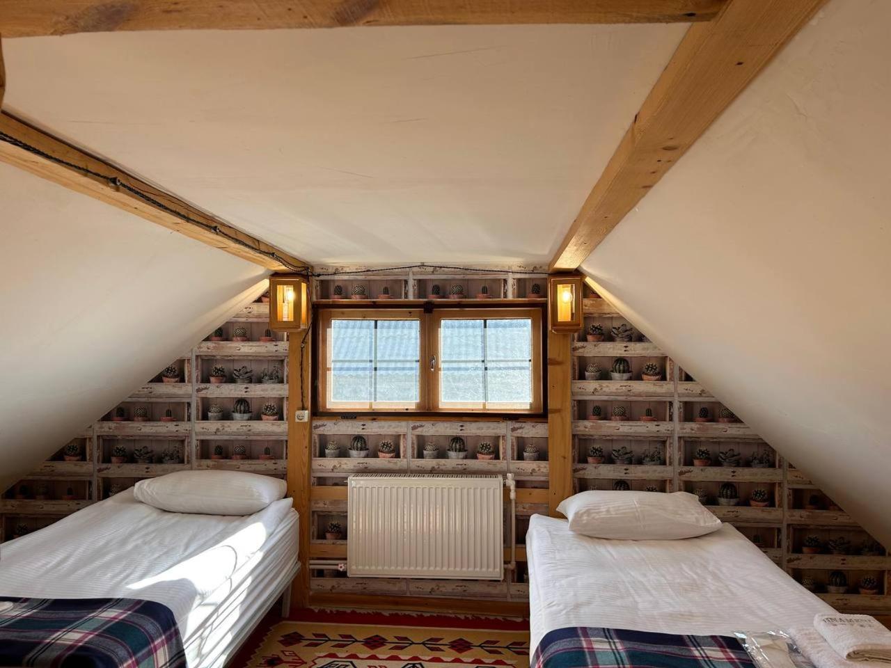 Hnameni Bovadzor Lodge Екстериор снимка