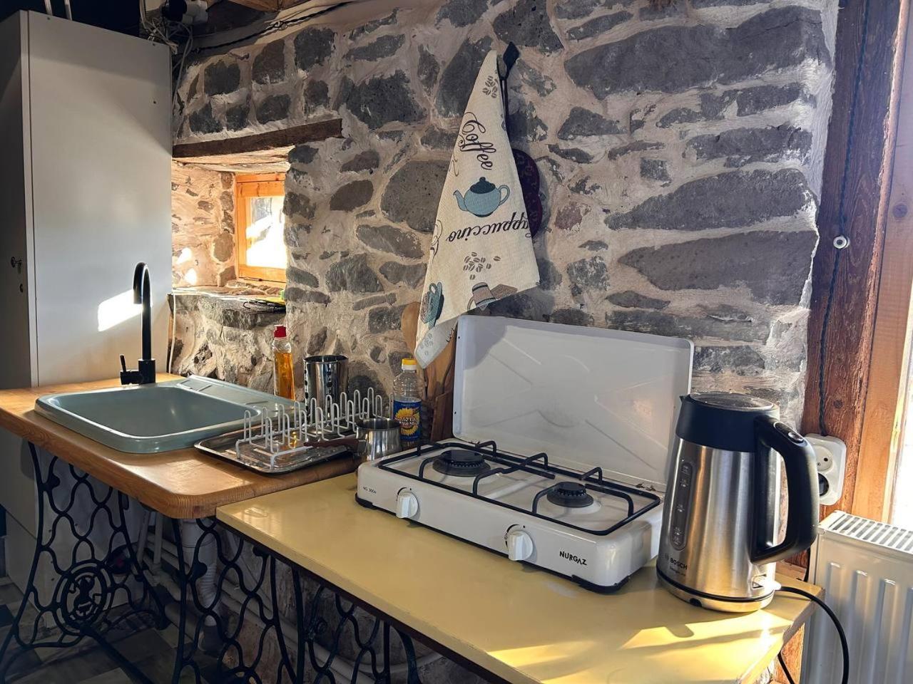 Hnameni Bovadzor Lodge Екстериор снимка
